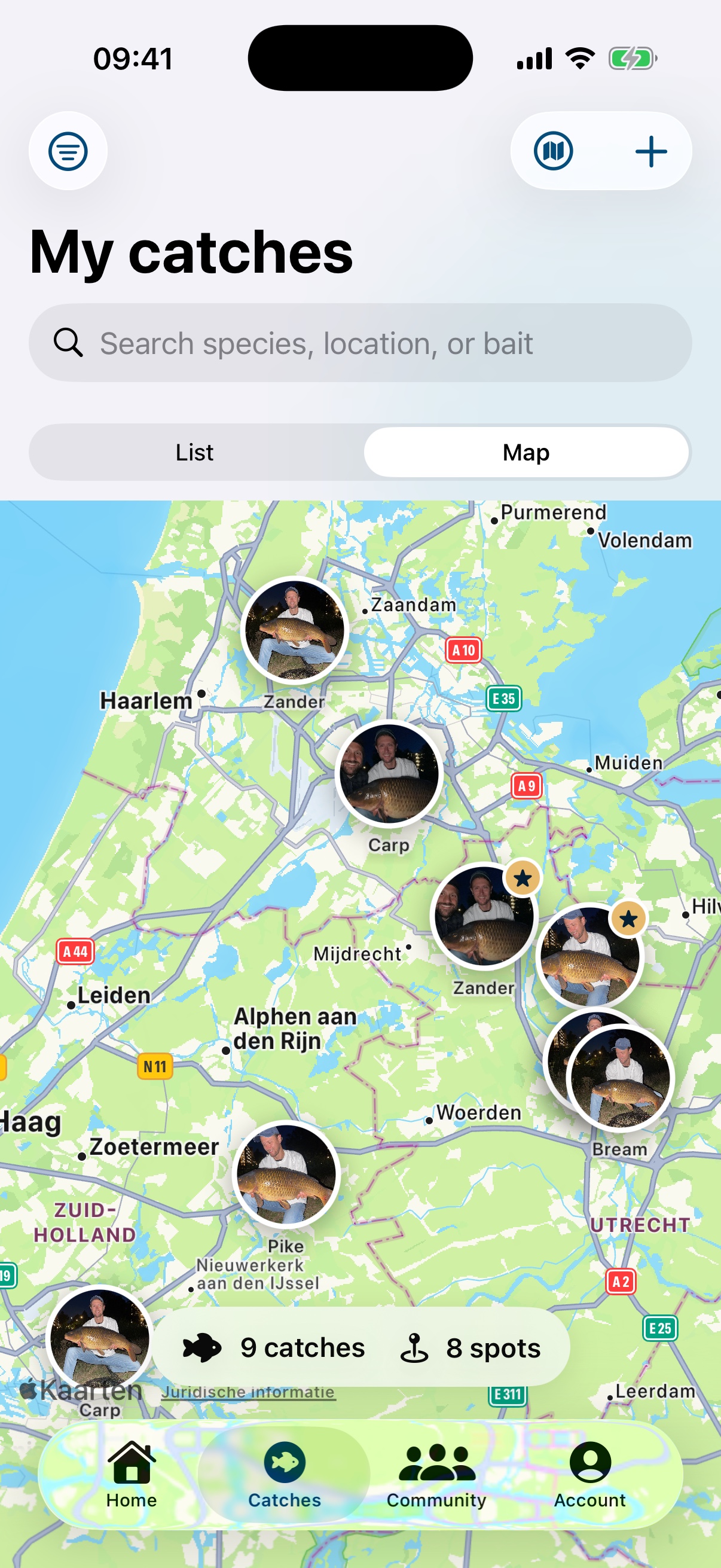 Catch map with private fishing spots in Hooked